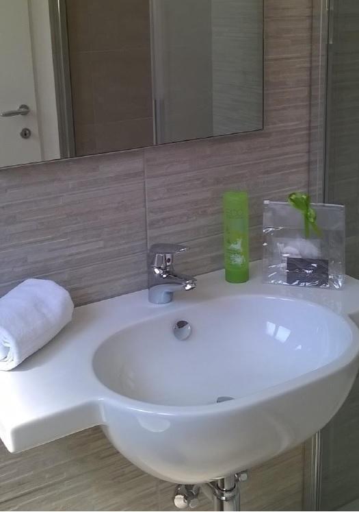 Hotel Tre Rose Caorle Kültér fotó