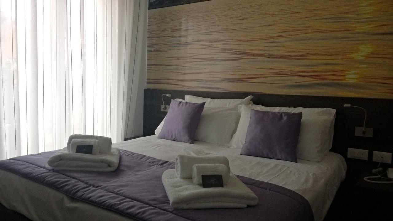 Hotel Tre Rose Caorle Kültér fotó