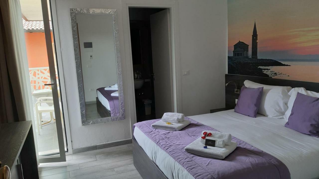 Hotel Tre Rose Caorle Kültér fotó
